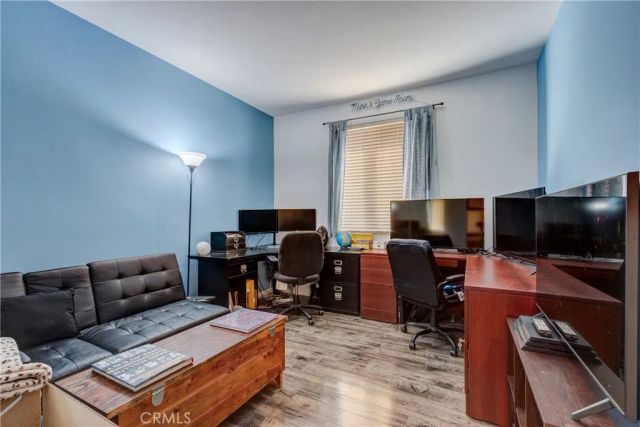 27727 Hollyoak, Menifee, CA 92585