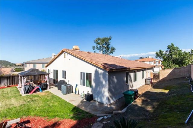 27727 Hollyoak, Menifee, CA 92585