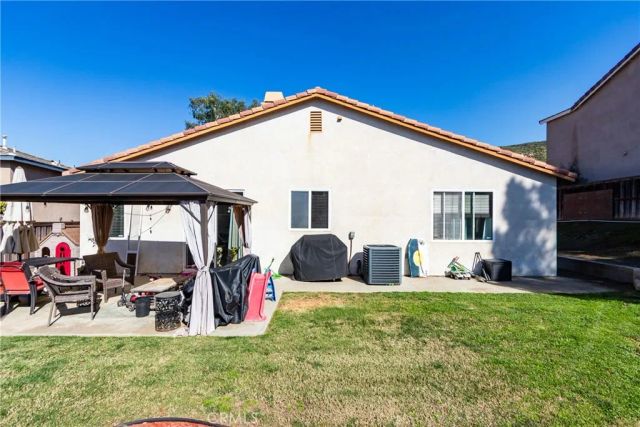 27727 Hollyoak, Menifee, CA 92585