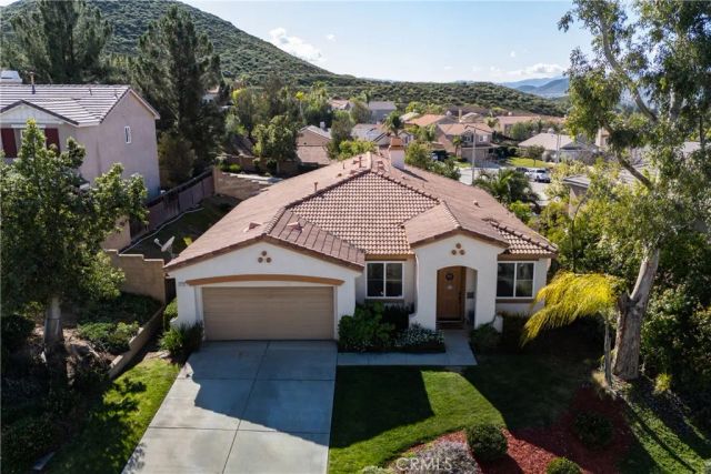 27727 Hollyoak, Menifee, CA 92585