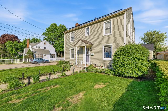 62 Sholes Avenue, Norwich, CT 06360