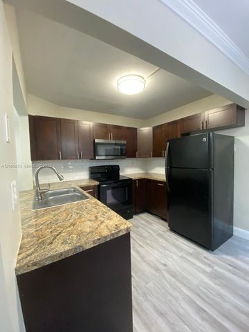 446 NE 210th Cir Terrace 101-6A, Miami, FL 33179