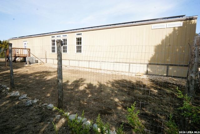 625 PR 1517, Bandera, TX 78003