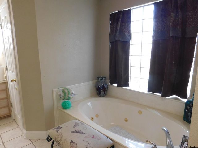 2226 FM 852, Gilmer, TX 75644