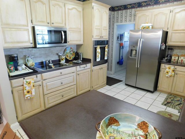 2226 FM 852, Gilmer, TX 75644