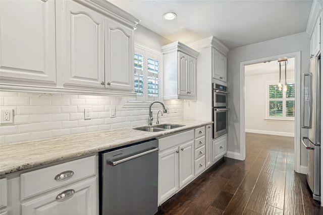 10950 Scotsmeadow Drive, Dallas, TX 75218