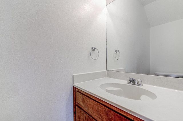 8104 Dunn ST B, Austin, TX 78745