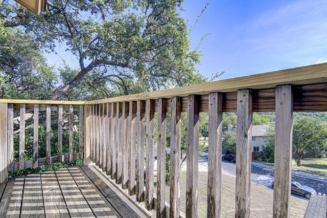 8104 Dunn ST B, Austin, TX 78745