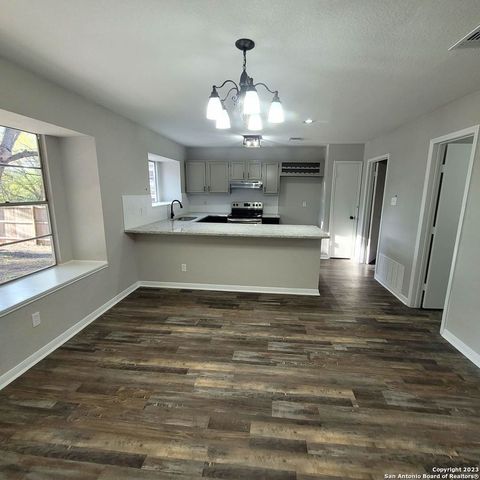 14623 HIGHLAND RDG, San Antonio, TX 78233