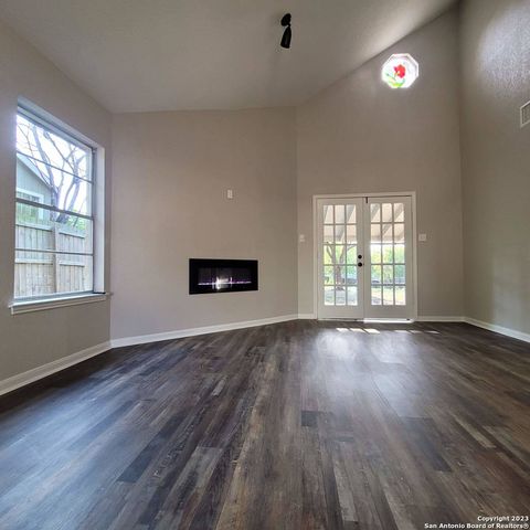 14623 HIGHLAND RDG, San Antonio, TX 78233