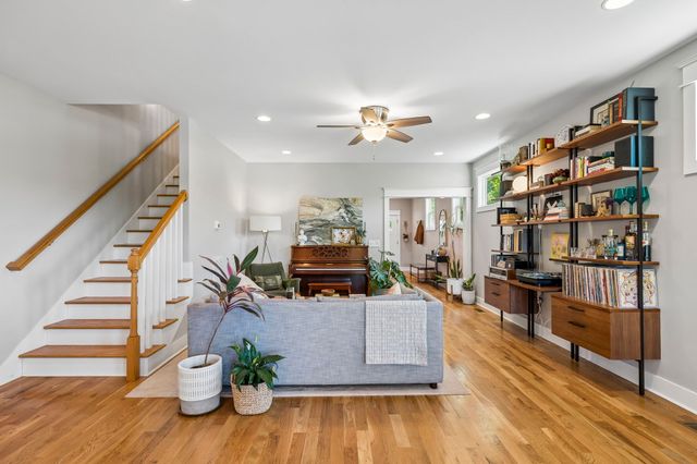 1306A Pennock Ave, Nashville, TN 37207