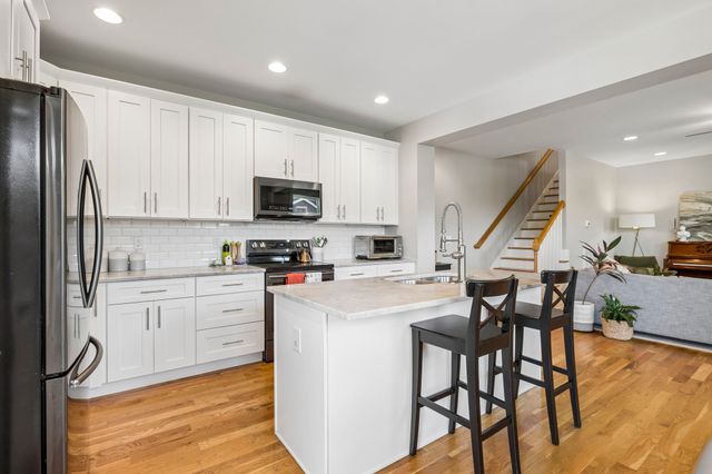 1306A Pennock Ave, Nashville, TN 37207
