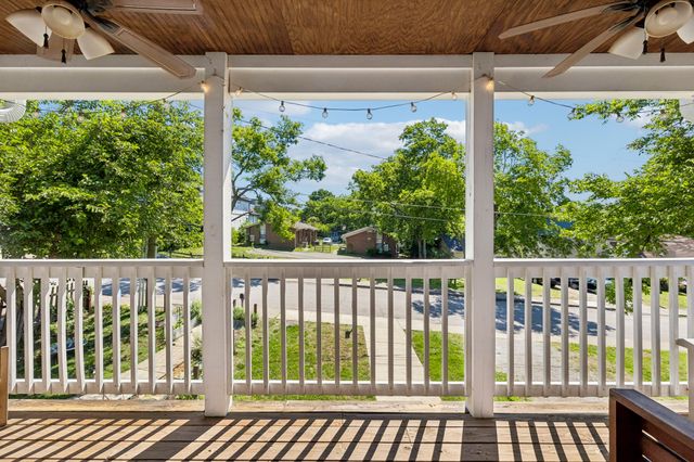 1306A Pennock Ave, Nashville, TN 37207
