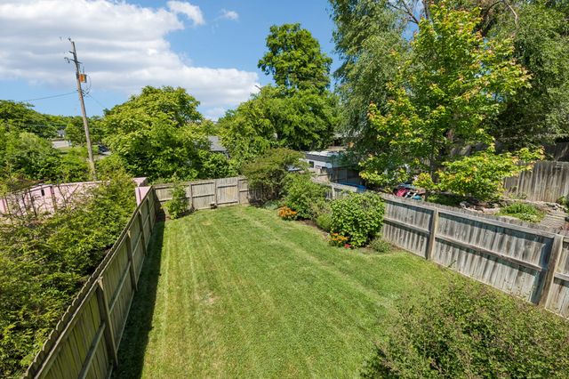 1306A Pennock Ave, Nashville, TN 37207
