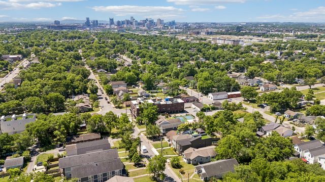 1306A Pennock Ave, Nashville, TN 37207