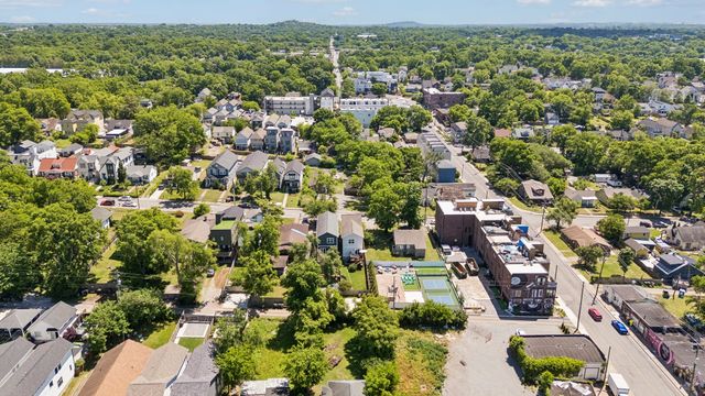 1306A Pennock Ave, Nashville, TN 37207