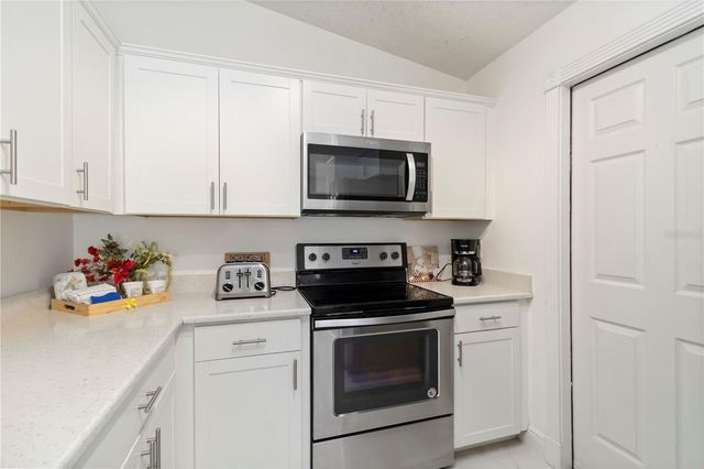 1883 MOVA STREET, Sarasota, FL 34231