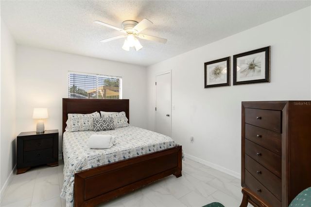 1883 MOVA STREET, Sarasota, FL 34231