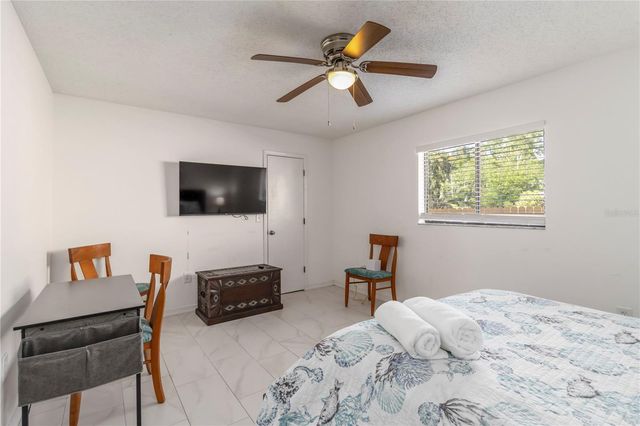 1883 MOVA STREET, Sarasota, FL 34231