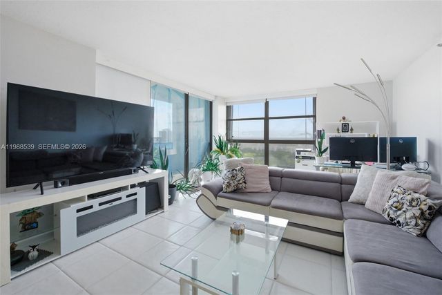 20225 NE 34th Ct 2218, Aventura, FL 33180