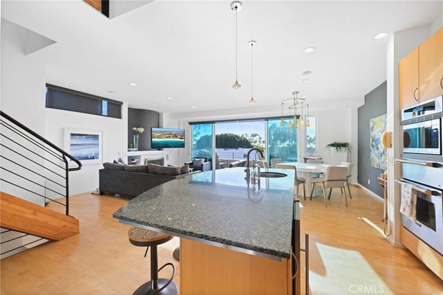 326 Loma Terrace, Laguna Beach, CA 92651