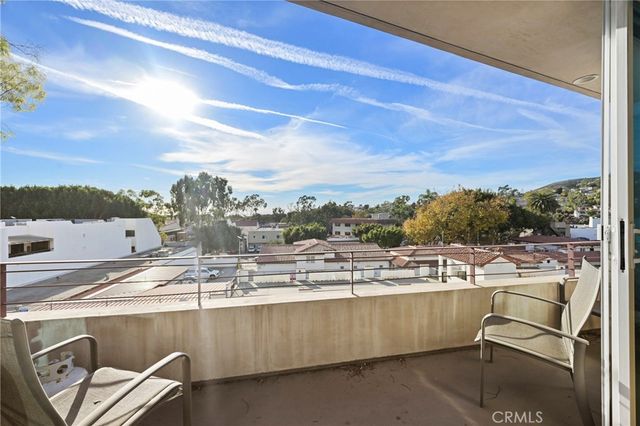 326 Loma Terrace, Laguna Beach, CA 92651
