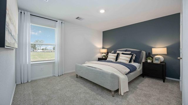 3921 Bronco Station Lane, League City, TX 77573