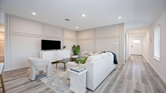 3921 Bronco Station Lane, League City, TX 77573