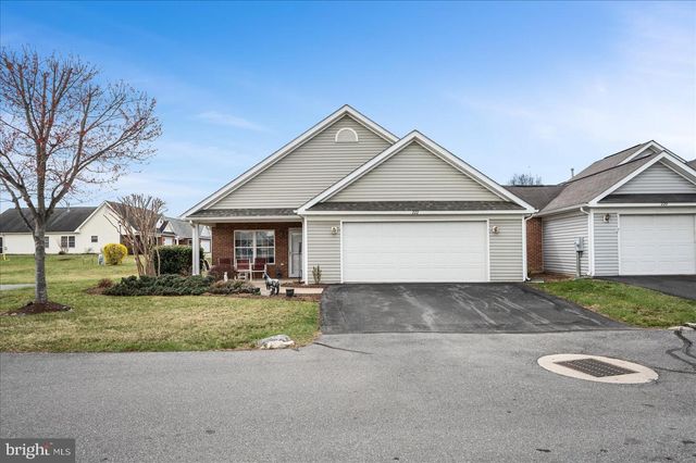 222 CRESTWOOD LN, Winchester, VA 22602