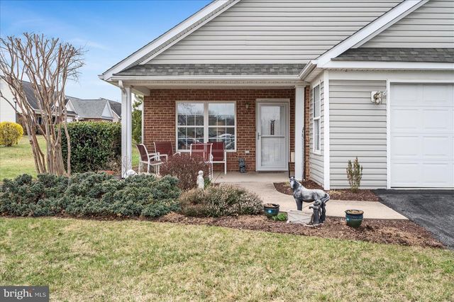 222 CRESTWOOD LN, Winchester, VA 22602