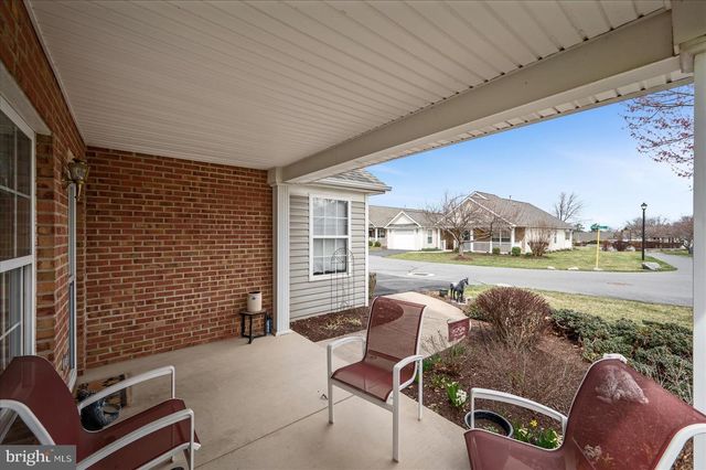 222 CRESTWOOD LN, Winchester, VA 22602