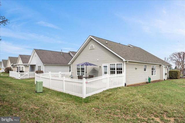 222 CRESTWOOD LN, Winchester, VA 22602