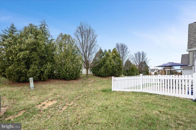 222 CRESTWOOD LN, Winchester, VA 22602