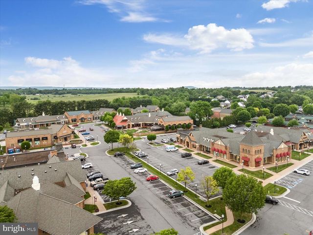 222 CRESTWOOD LN, Winchester, VA 22602