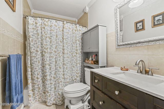 13 Flamingo Drive, Howell, NJ 07731