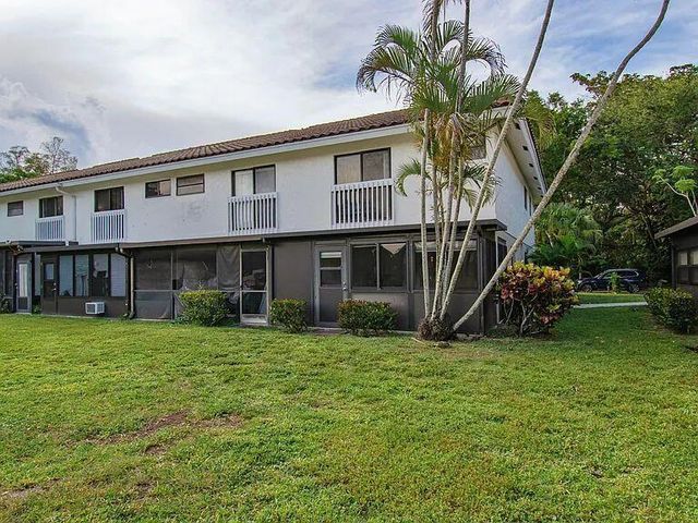 7670 Lago Del Mar Drive 301, Boca Raton, FL 33433