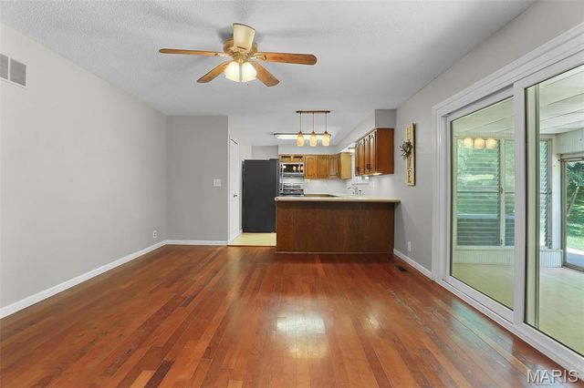 9 Robin Lane, Collinsville, IL 62234