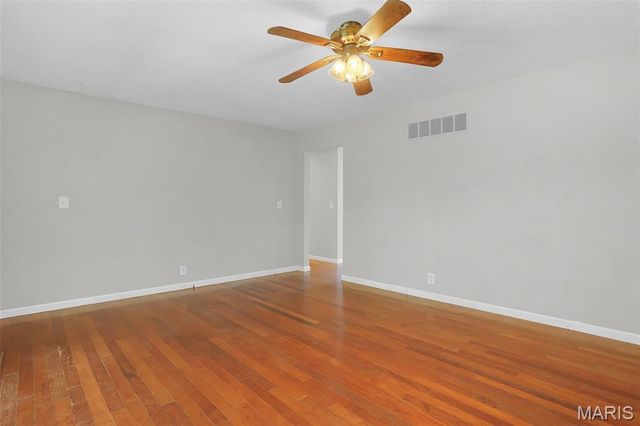 9 Robin Lane, Collinsville, IL 62234