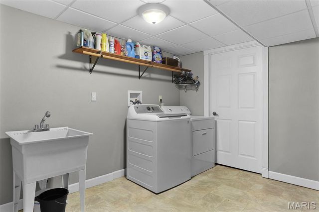 9 Robin Lane, Collinsville, IL 62234