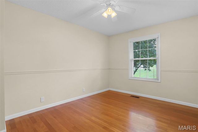 9 Robin Lane, Collinsville, IL 62234