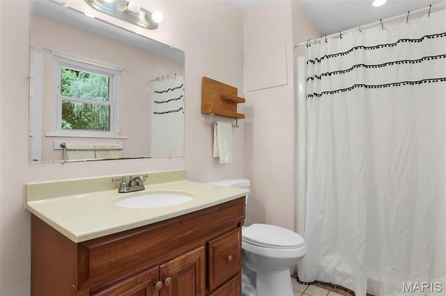 9 Robin Lane, Collinsville, IL 62234