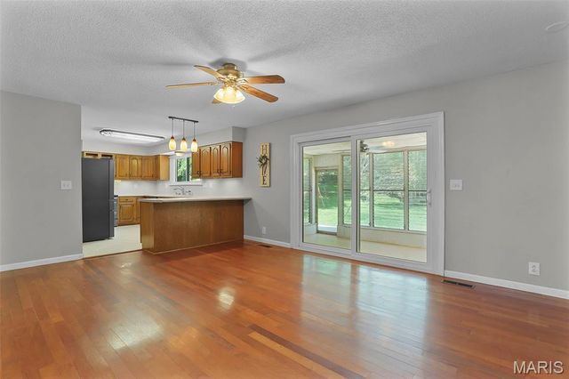 9 Robin Lane, Collinsville, IL 62234