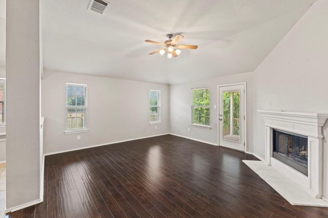1954 Rachel LN, Round Rock, TX 78664