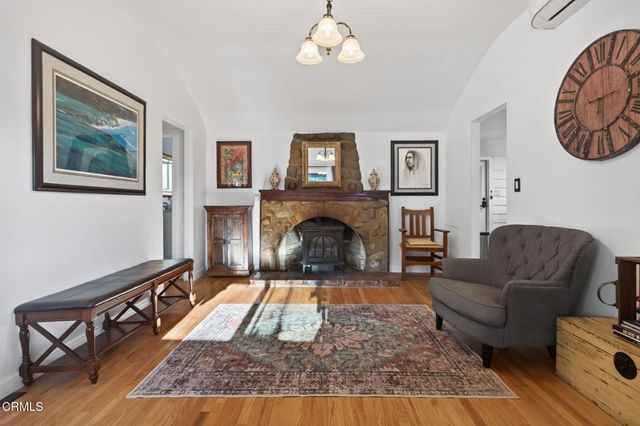 228 High Street, Oak View, CA 93022