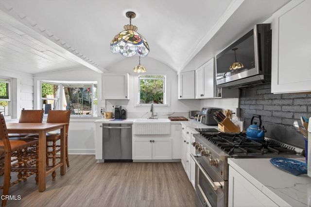 228 High Street, Oak View, CA 93022