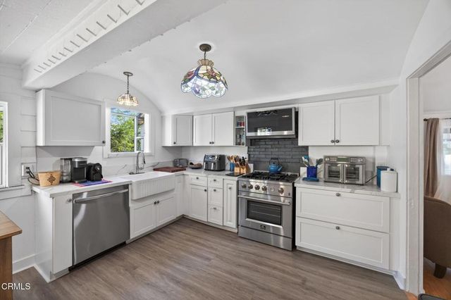 228 High Street, Oak View, CA 93022