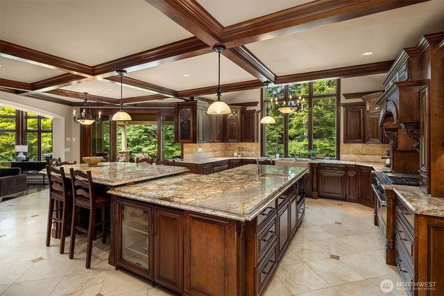 20450 NE 71st Street, Redmond, WA 98053