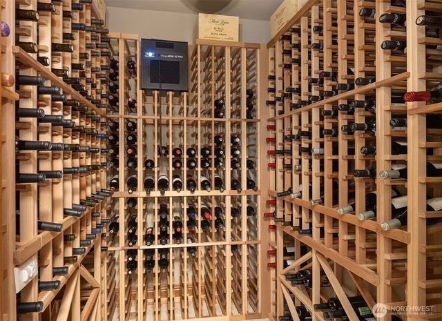 20450 NE 71st Street, Redmond, WA 98053