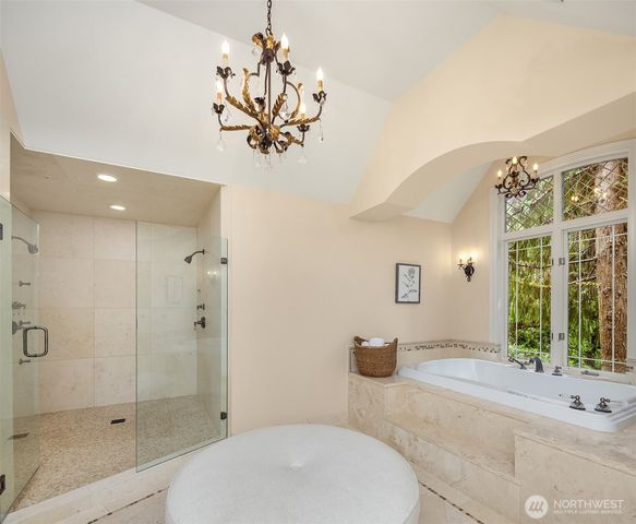 20450 NE 71st Street, Redmond, WA 98053