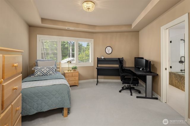 20450 NE 71st Street, Redmond, WA 98053